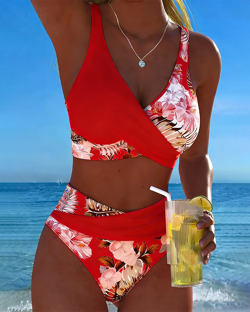 Perla Originals| Bikini con motivos florales en contraste