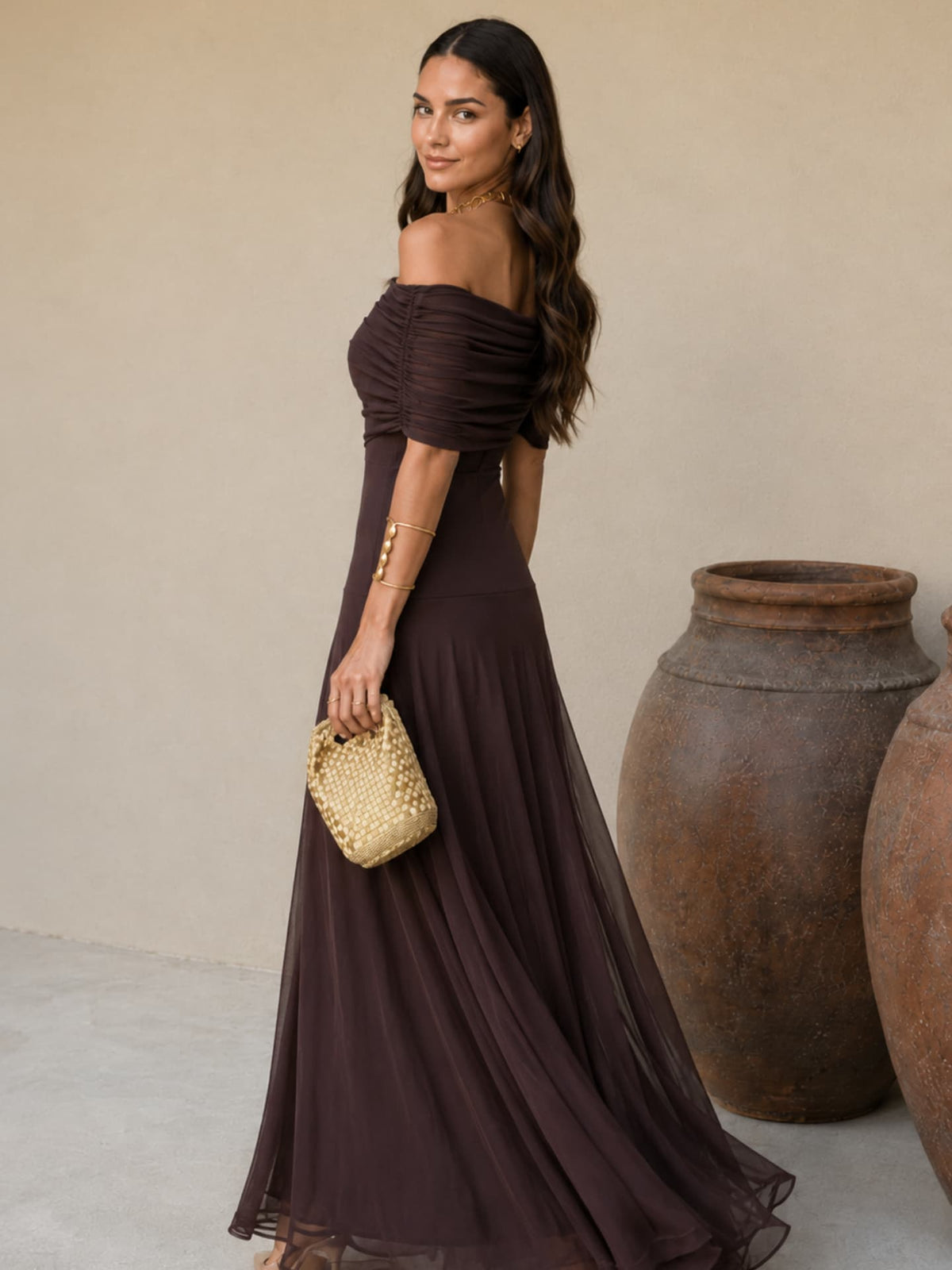 Robe Tolède de couleur marron
