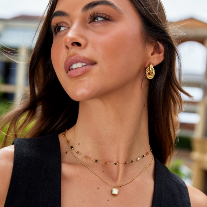 Collar minimalista con gema
