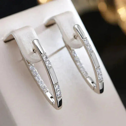 Pendientes elegantes con circonitas